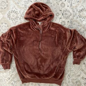 Express one eleven 3/4 zip fuzzy hoodie. Size medium. dark blush color